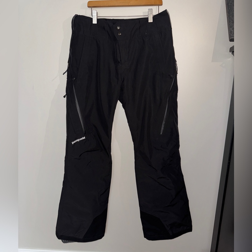 Patagonia Women’s Size M Snowpants